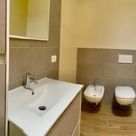 Suiten Apartments * Bologna